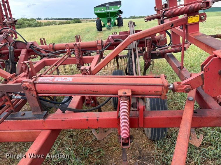 image for item EW5036 Sunflower 5331-27 field cultivator