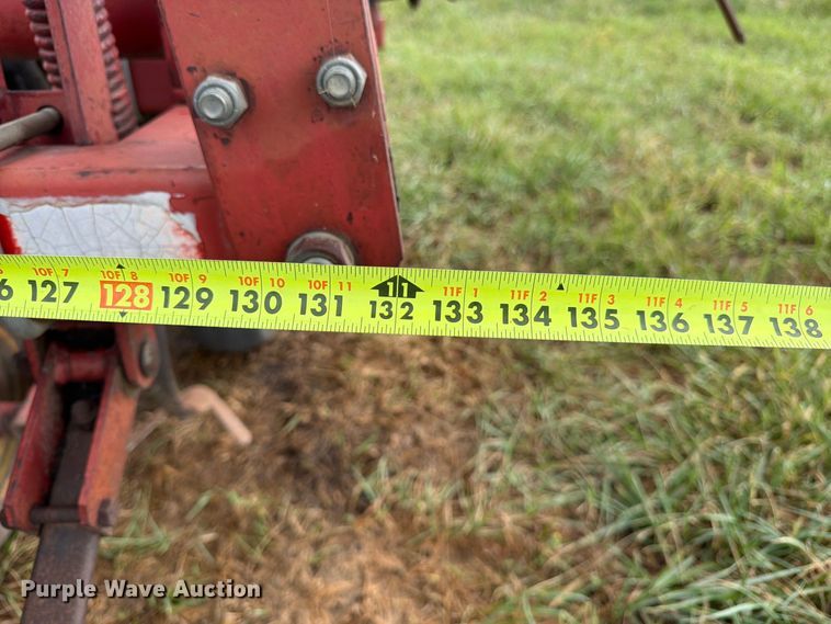 image for item EW5036 Sunflower 5331-27 field cultivator