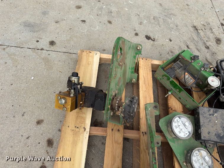 image for item EW5037 Planter parts