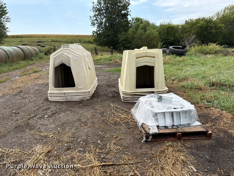 image for item EW5038 Livestock huts