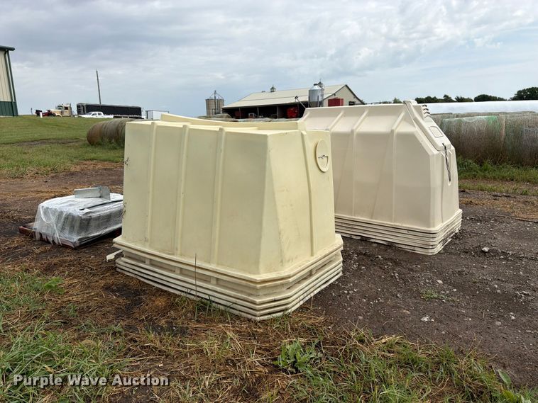 image for item EW5038 Livestock huts