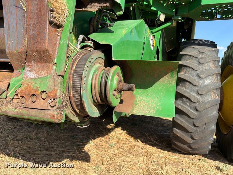 image for item EW8830 2000 John Deere 9750 STS combine