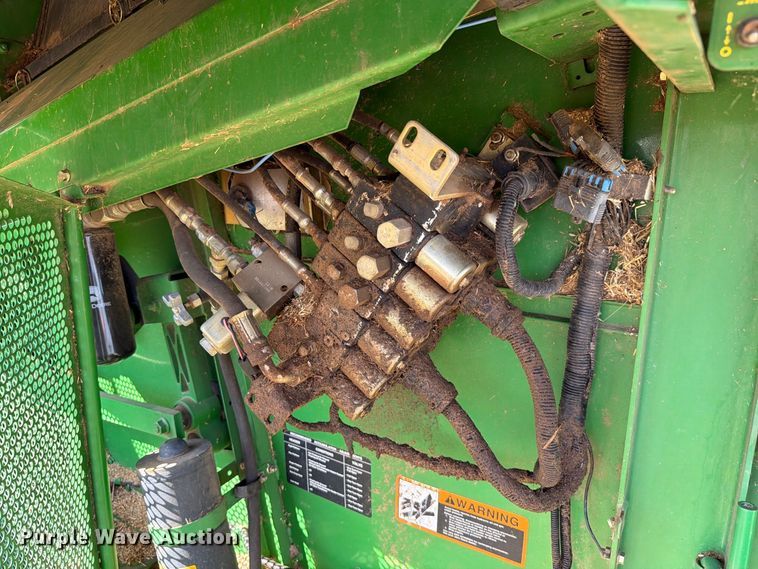 image for item EW8830 2000 John Deere 9750 STS combine