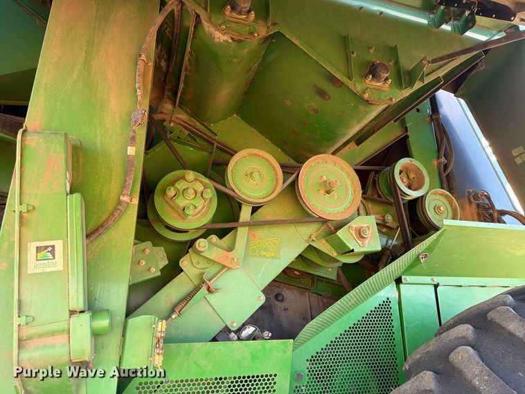 image for item EW8830 2000 John Deere 9750 STS combine
