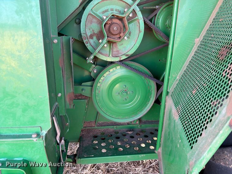 image for item EW8830 2000 John Deere 9750 STS combine