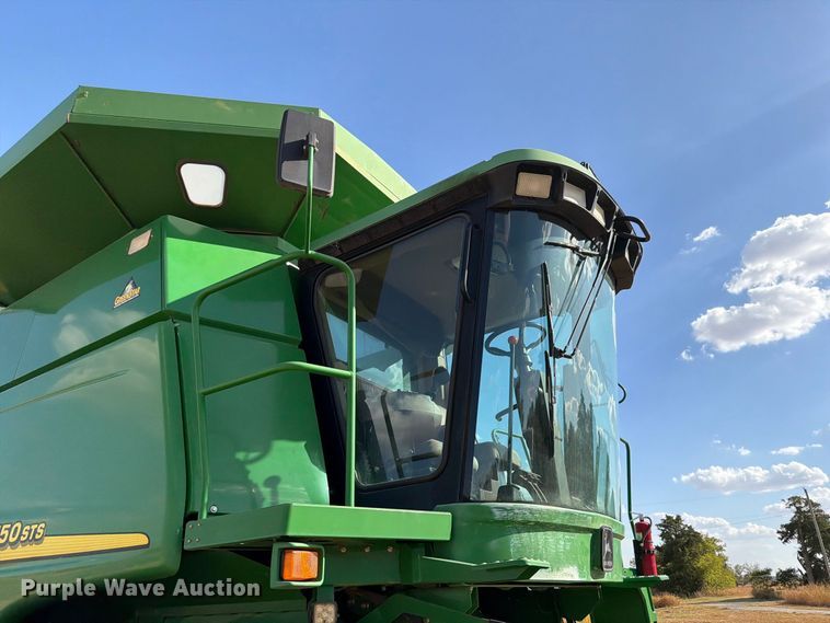 image for item EW8830 2000 John Deere 9750 STS combine