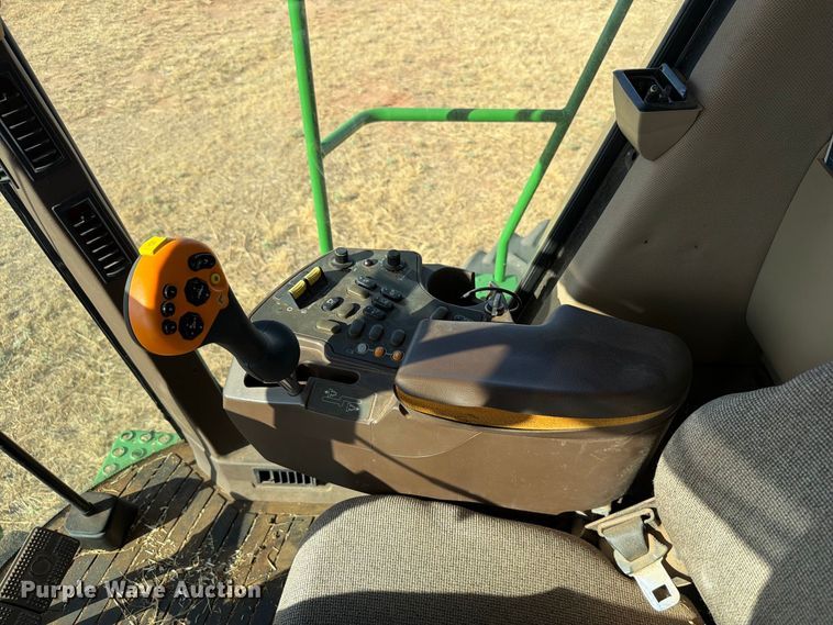 image for item EW8830 2000 John Deere 9750 STS combine