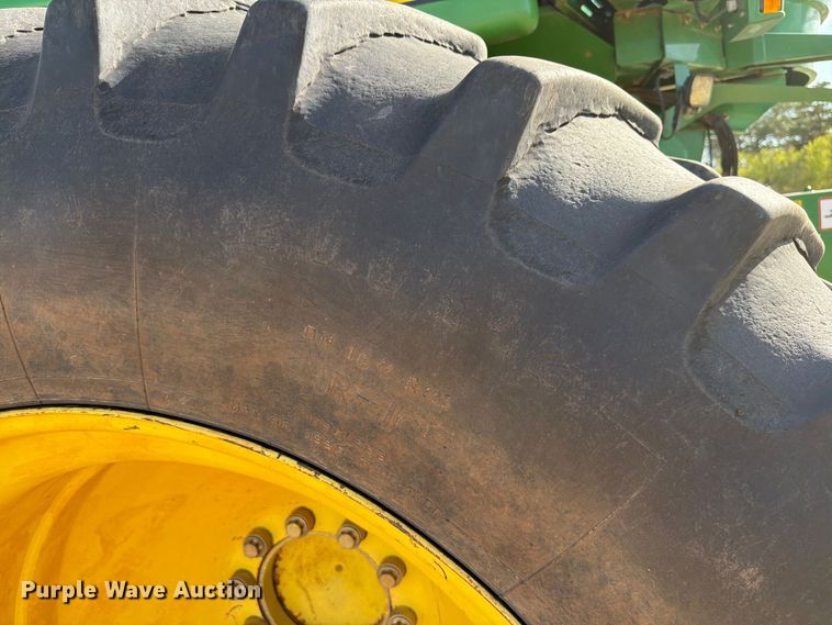 image for item EW8830 2000 John Deere 9750 STS combine