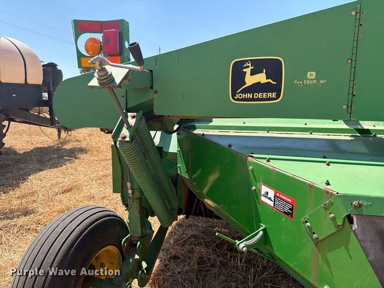 image for item EW8831 John Deere 946 swather / windrower
