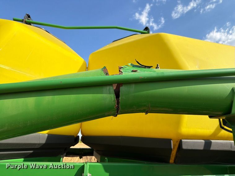 image for item EW8832 John Deere 1910 air commodity cart