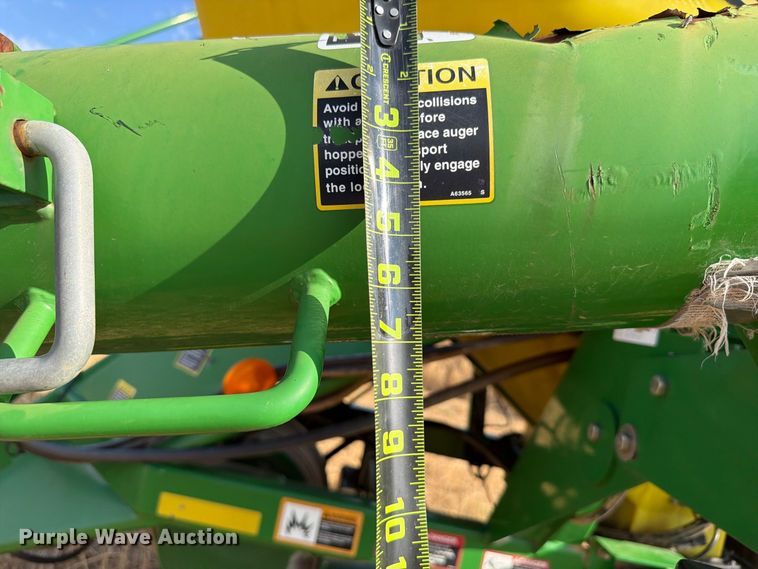 image for item EW8832 John Deere 1910 air commodity cart