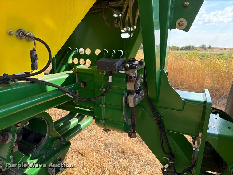 image for item EW8832 John Deere 1910 air commodity cart