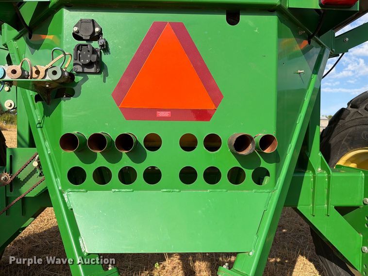 image for item EW8832 John Deere 1910 air commodity cart