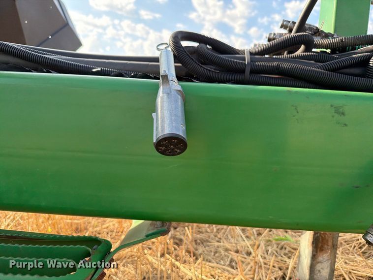 image for item EW8832 John Deere 1910 air commodity cart