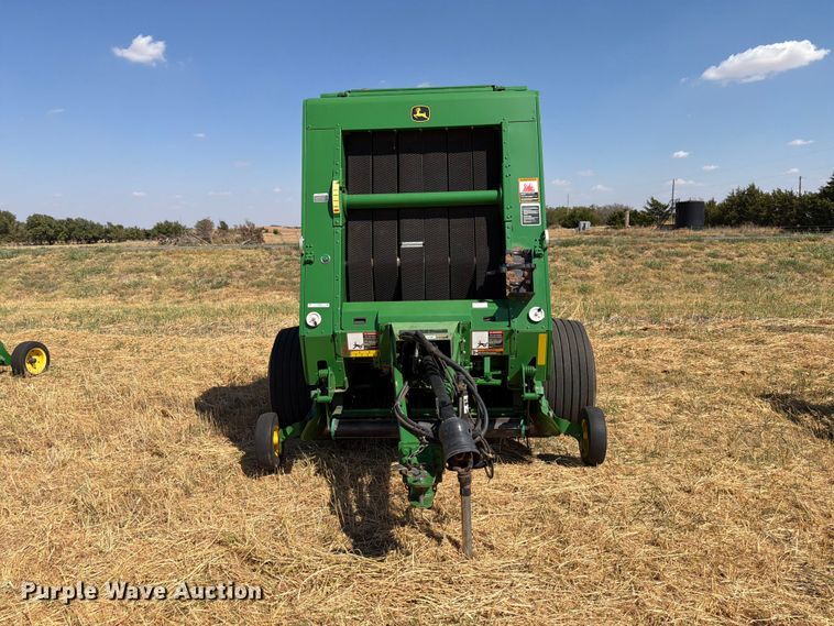 image for item EW8833 2013 John Deere 469 round baler