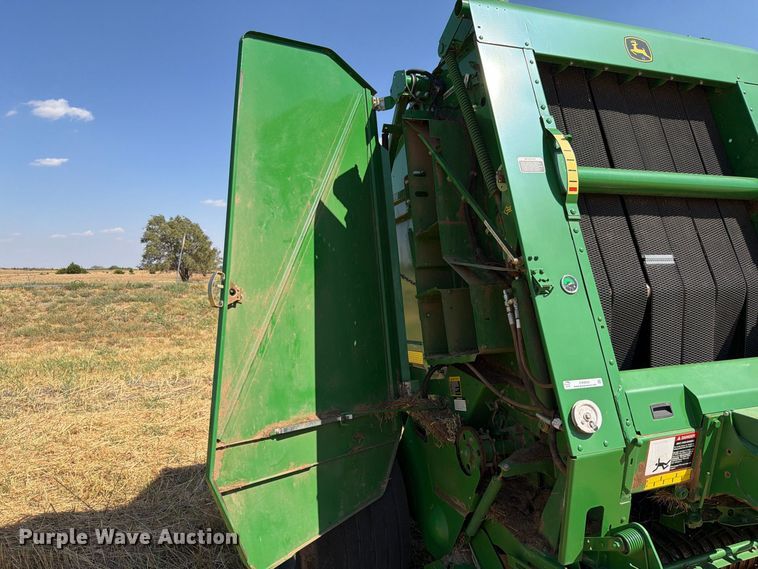 image for item EW8833 2013 John Deere 469 round baler