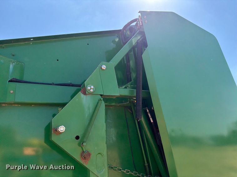 image for item EW8833 2013 John Deere 469 round baler