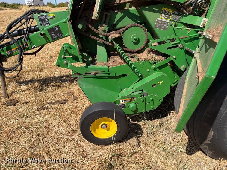 image for item EW8833 2013 John Deere 469 round baler