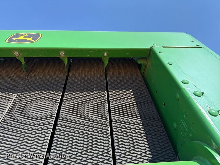 image for item EW8833 2013 John Deere 469 round baler