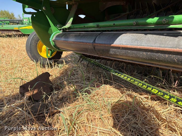 image for item EW8833 2013 John Deere 469 round baler
