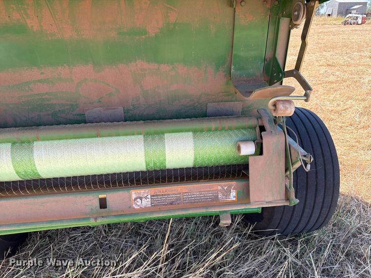 image for item EW8833 2013 John Deere 469 round baler