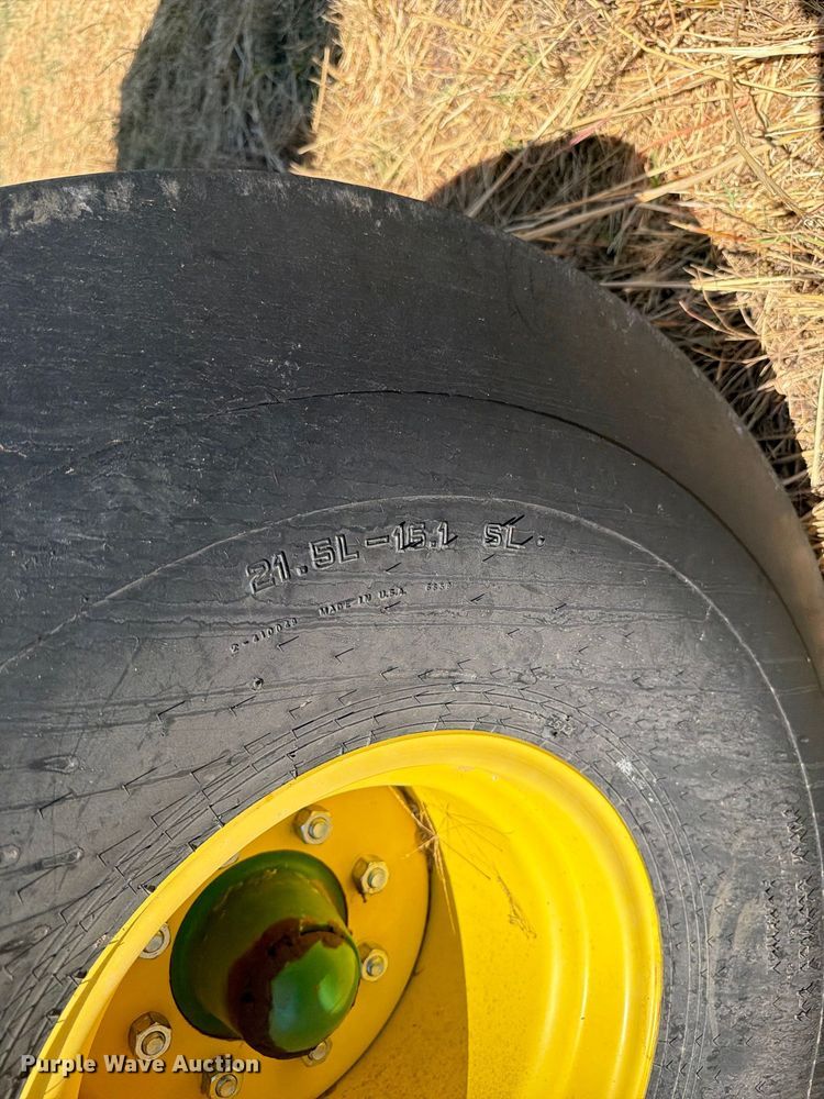 image for item EW8833 2013 John Deere 469 round baler
