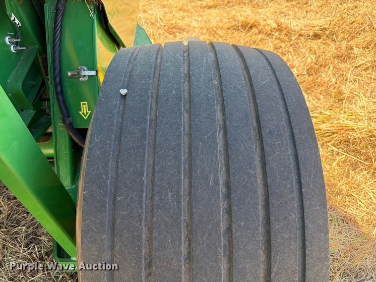 image for item EW8833 2013 John Deere 469 round baler