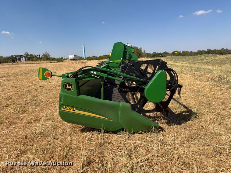 image for item EW8834 2006 John Deere 630 D rigid head