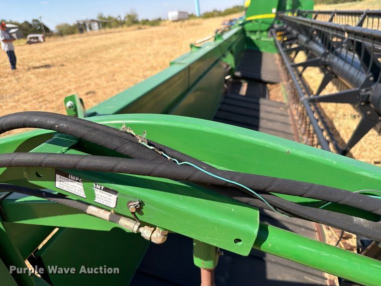 image for item EW8834 2006 John Deere 630 D rigid head