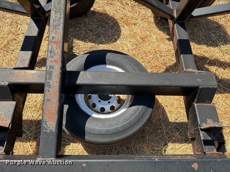 image for item EW8837 2004 Maurer Manufacturing header trailer