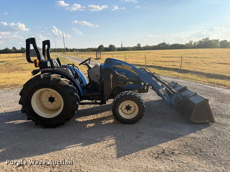 image for item EW8867 New Holland Boomer 50 MFWD tractor