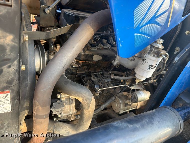 image for item EW8867 New Holland Boomer 50 MFWD tractor