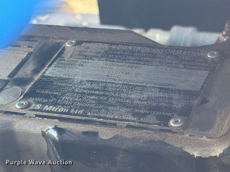 image for item EW8867 New Holland Boomer 50 MFWD tractor