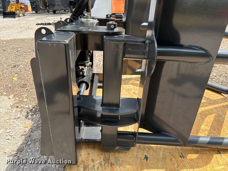 image for item EW8878 Wolverine BSH-12-75D skid steer bale grabber
