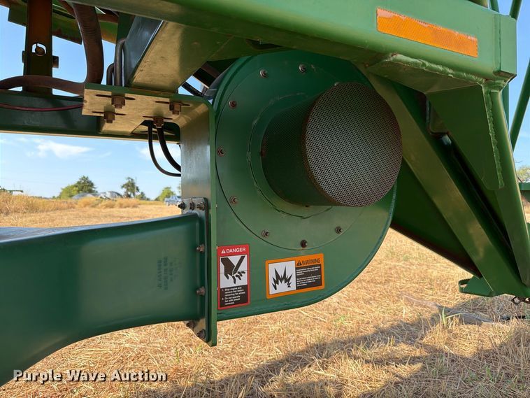 image for item EW8885 John Deere 1890 air seeder