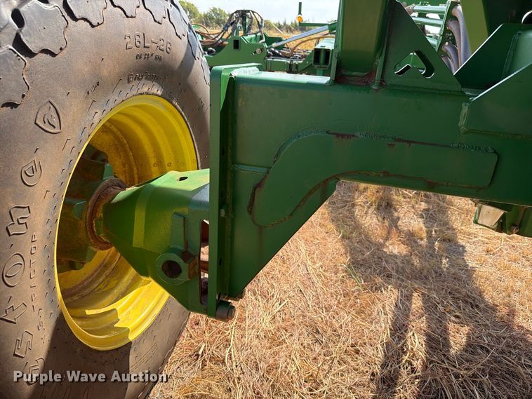 image for item EW8885 John Deere 1890 air seeder