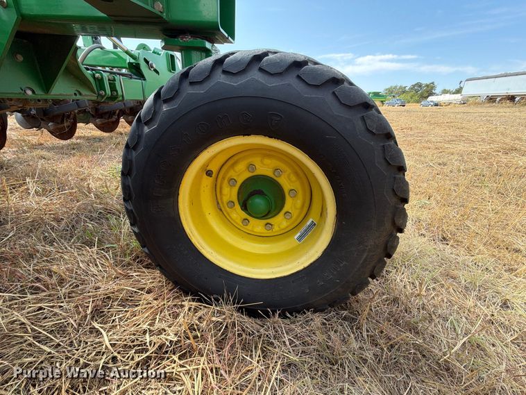image for item EW8885 John Deere 1890 air seeder