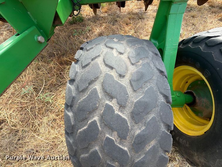 image for item EW8885 John Deere 1890 air seeder