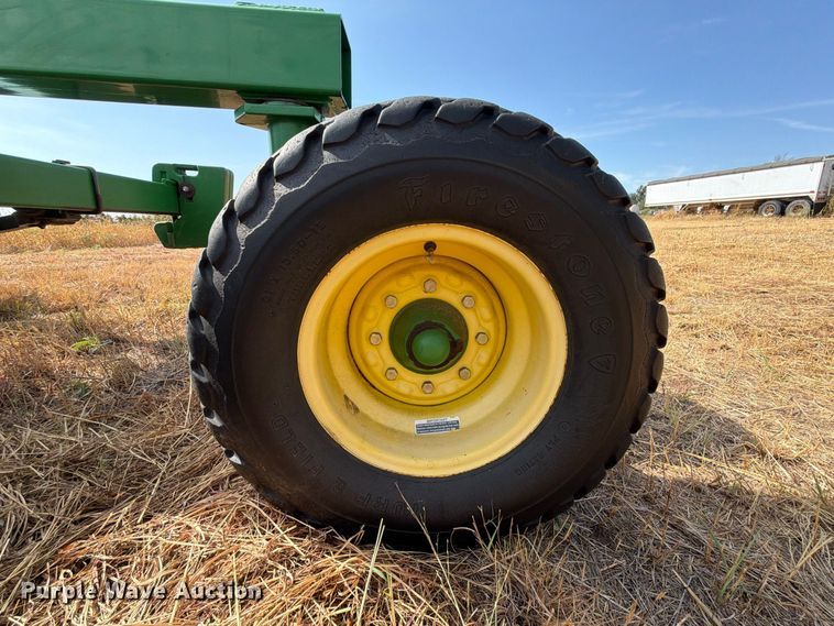 image for item EW8885 John Deere 1890 air seeder