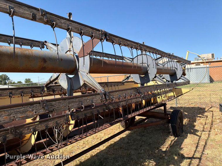 image for item EW8887 New Holland 971 rigid head