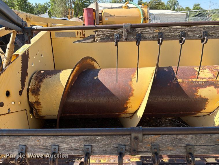 image for item EW8887 New Holland 971 rigid head