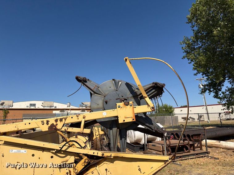 image for item EW8887 New Holland 971 rigid head