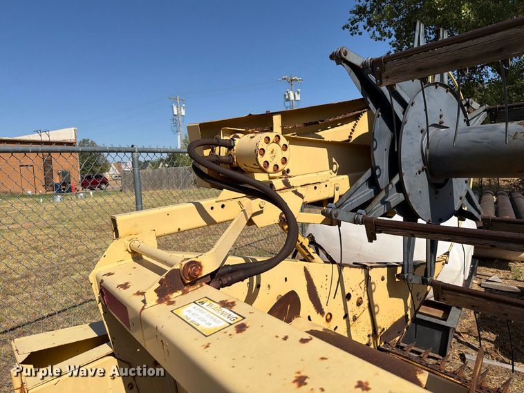 image for item EW8887 New Holland 971 rigid head