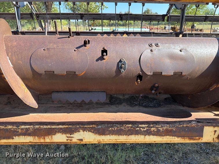 image for item EW8887 New Holland 971 rigid head