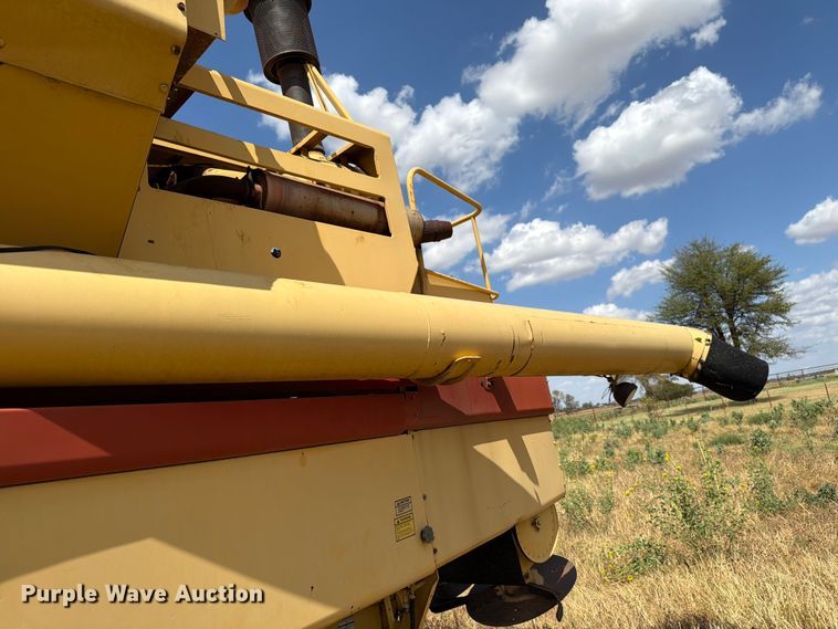 image for item EW8893 1986 New Holland TR86 combine