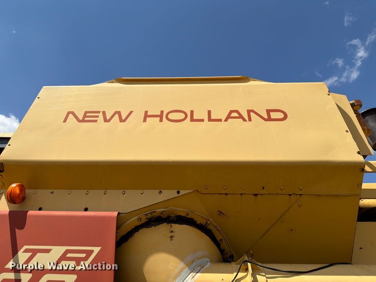 image for item EW8893 1986 New Holland TR86 combine