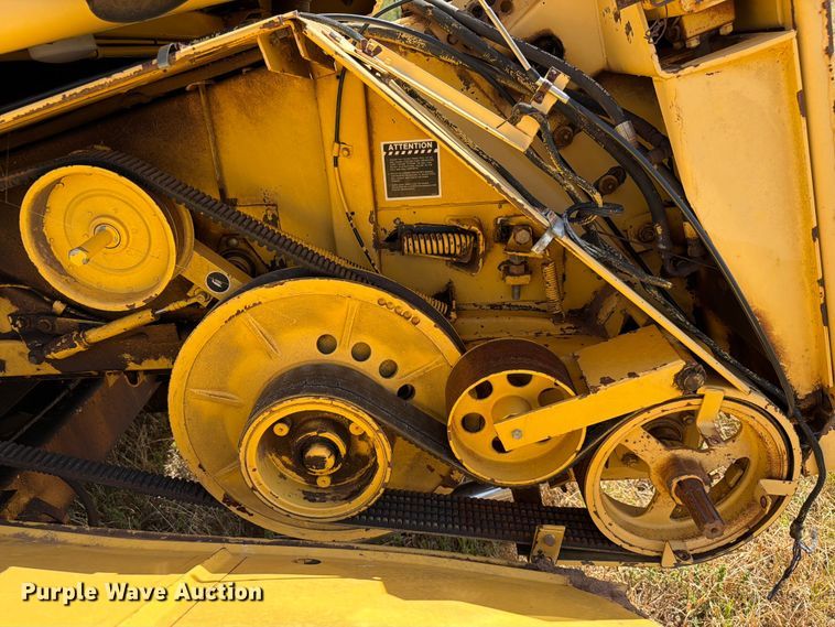 image for item EW8893 1986 New Holland TR86 combine
