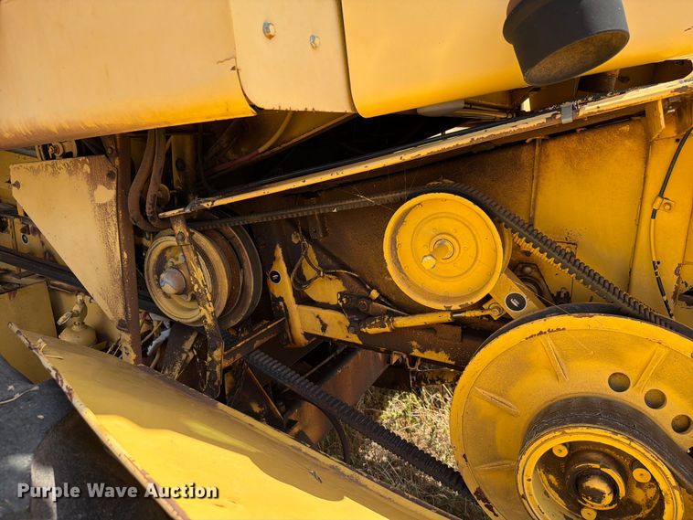 image for item EW8893 1986 New Holland TR86 combine