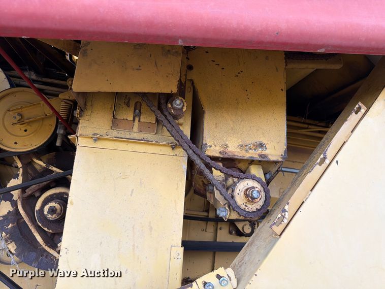 image for item EW8893 1986 New Holland TR86 combine