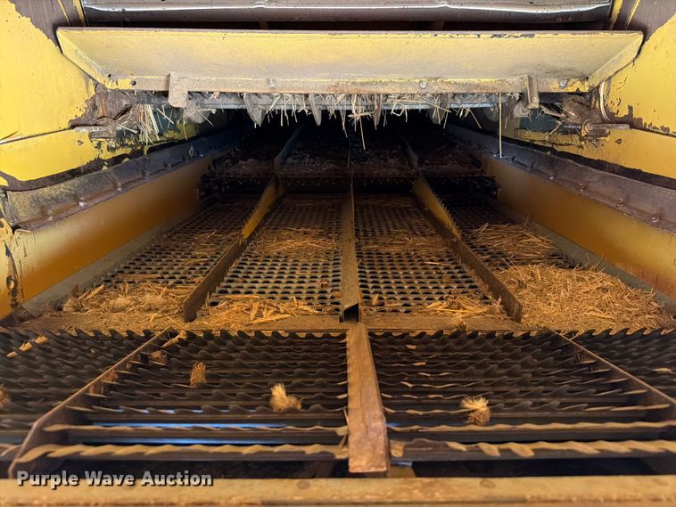 image for item EW8893 1986 New Holland TR86 combine